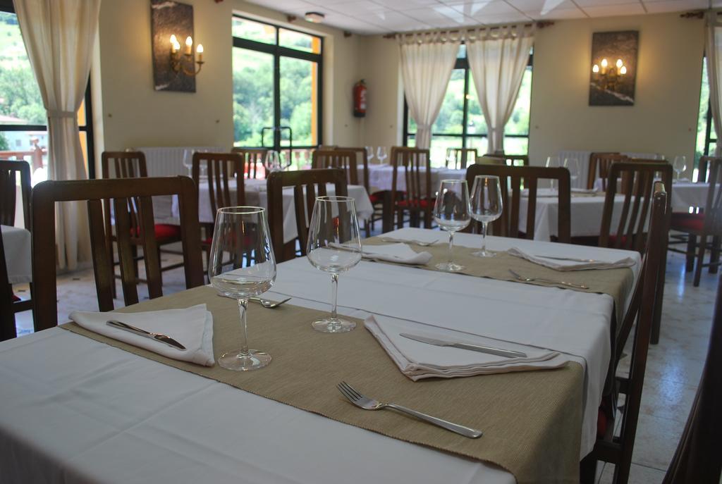 Hotel Principado De Europa Arenas De Cabrales Bagian luar foto