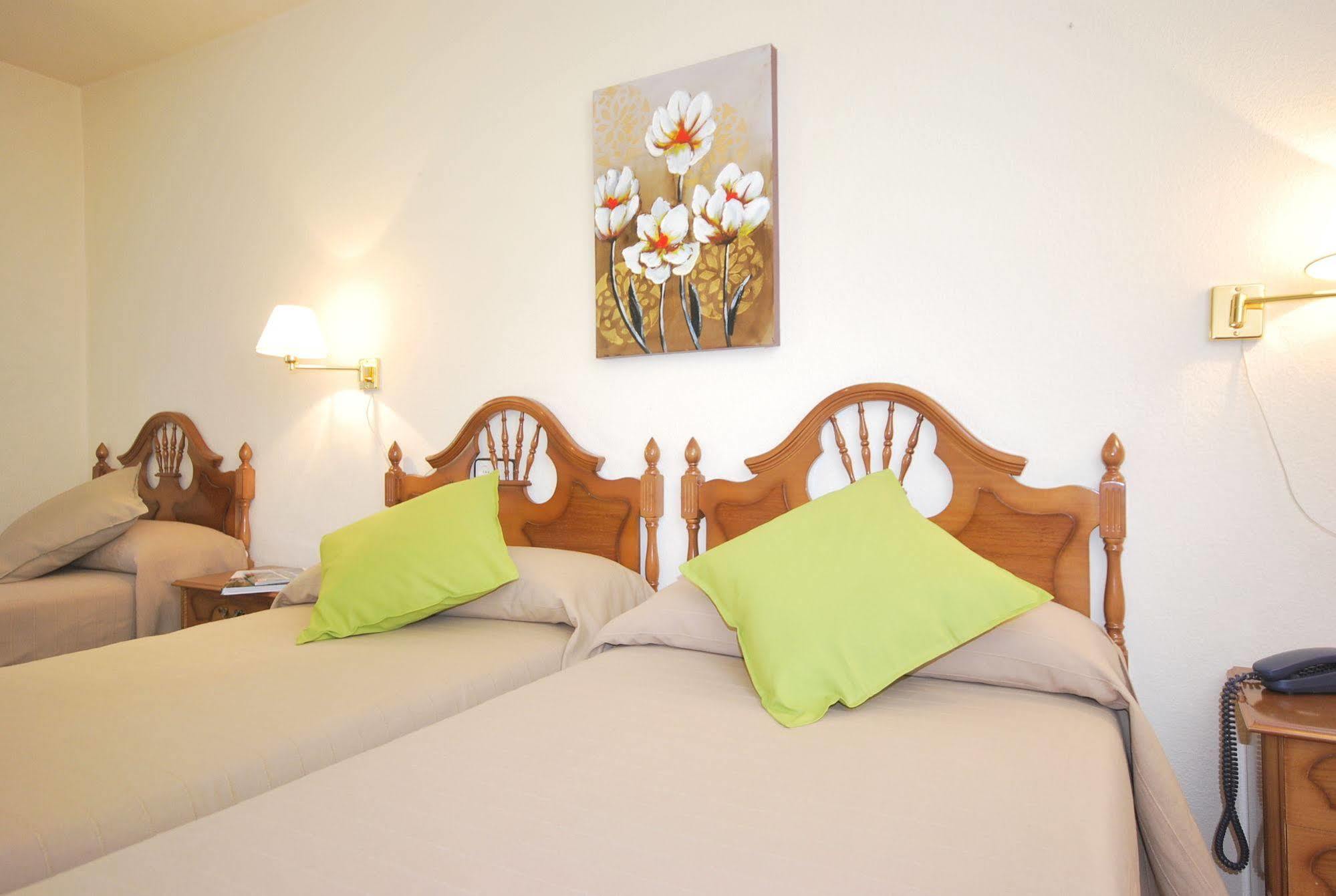 Hotel Principado De Europa Arenas De Cabrales Bagian luar foto
