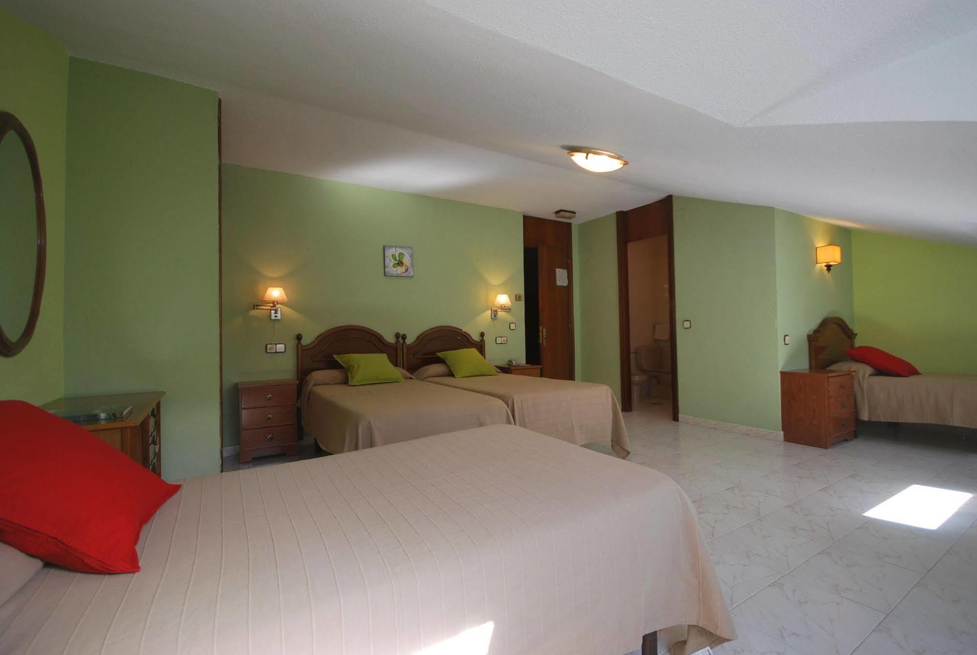 Hotel Principado De Europa Arenas De Cabrales Bagian luar foto
